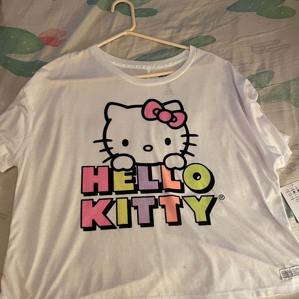 Hello Kitty Night Shirt NWT